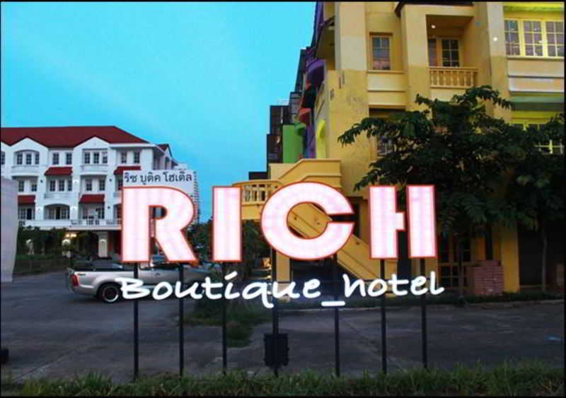 Oyo 115 Rich Boutique Hotel Ban Nong Khang Kültér fotó